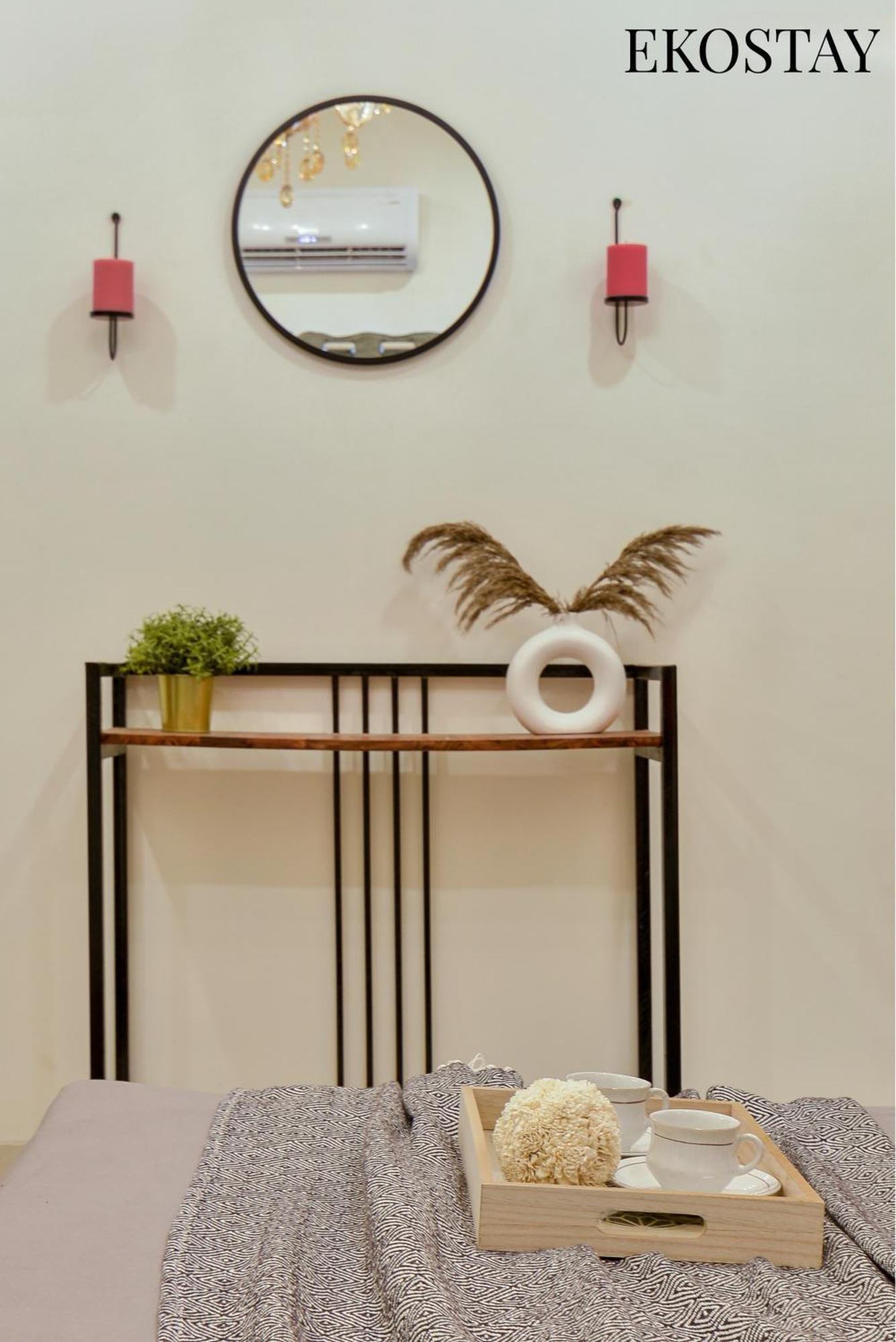 Eko Stay Gold - Gatsby Villa โลนาวาลา ภายนอก รูปภาพ