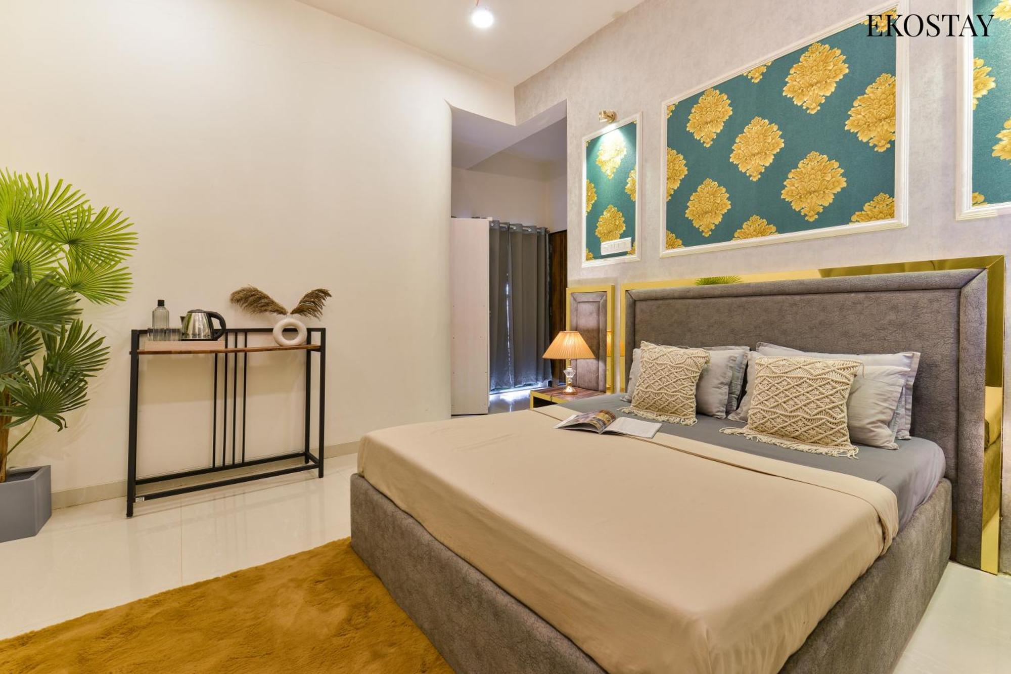Eko Stay Gold - Gatsby Villa โลนาวาลา ภายนอก รูปภาพ