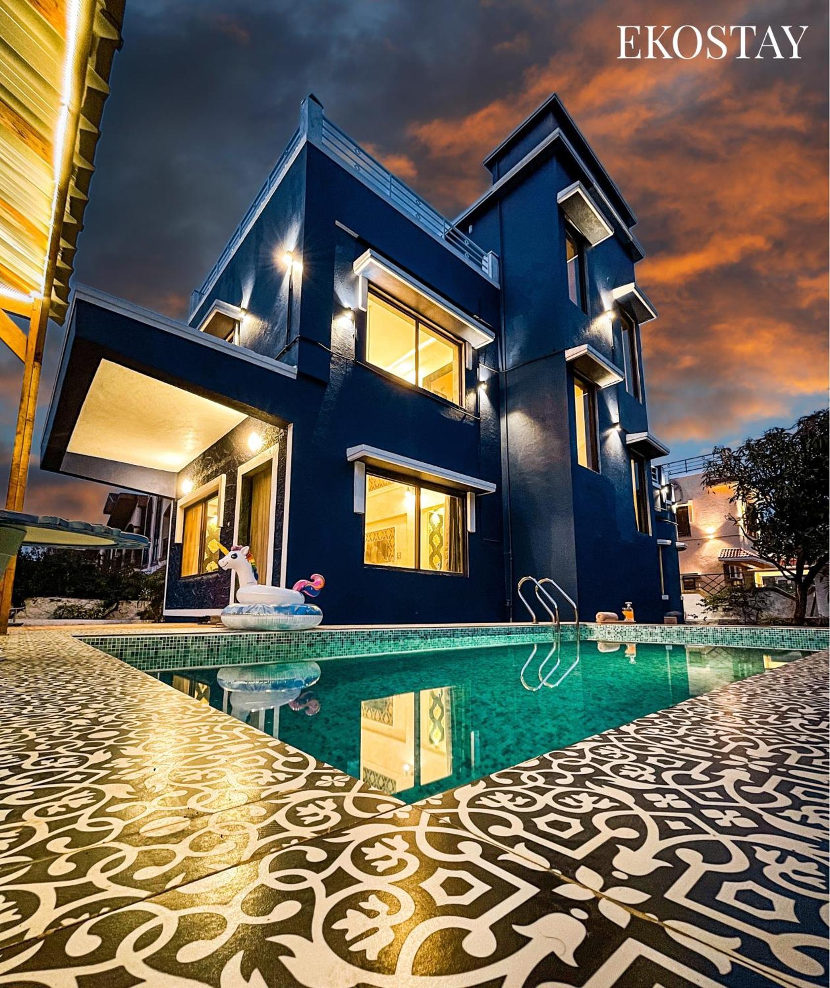Eko Stay Gold - Gatsby Villa โลนาวาลา ภายนอก รูปภาพ